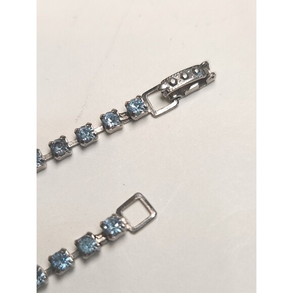Vintage 1950s Baby Blue Rhinestone 16" Necklace - Picture 6 of 8